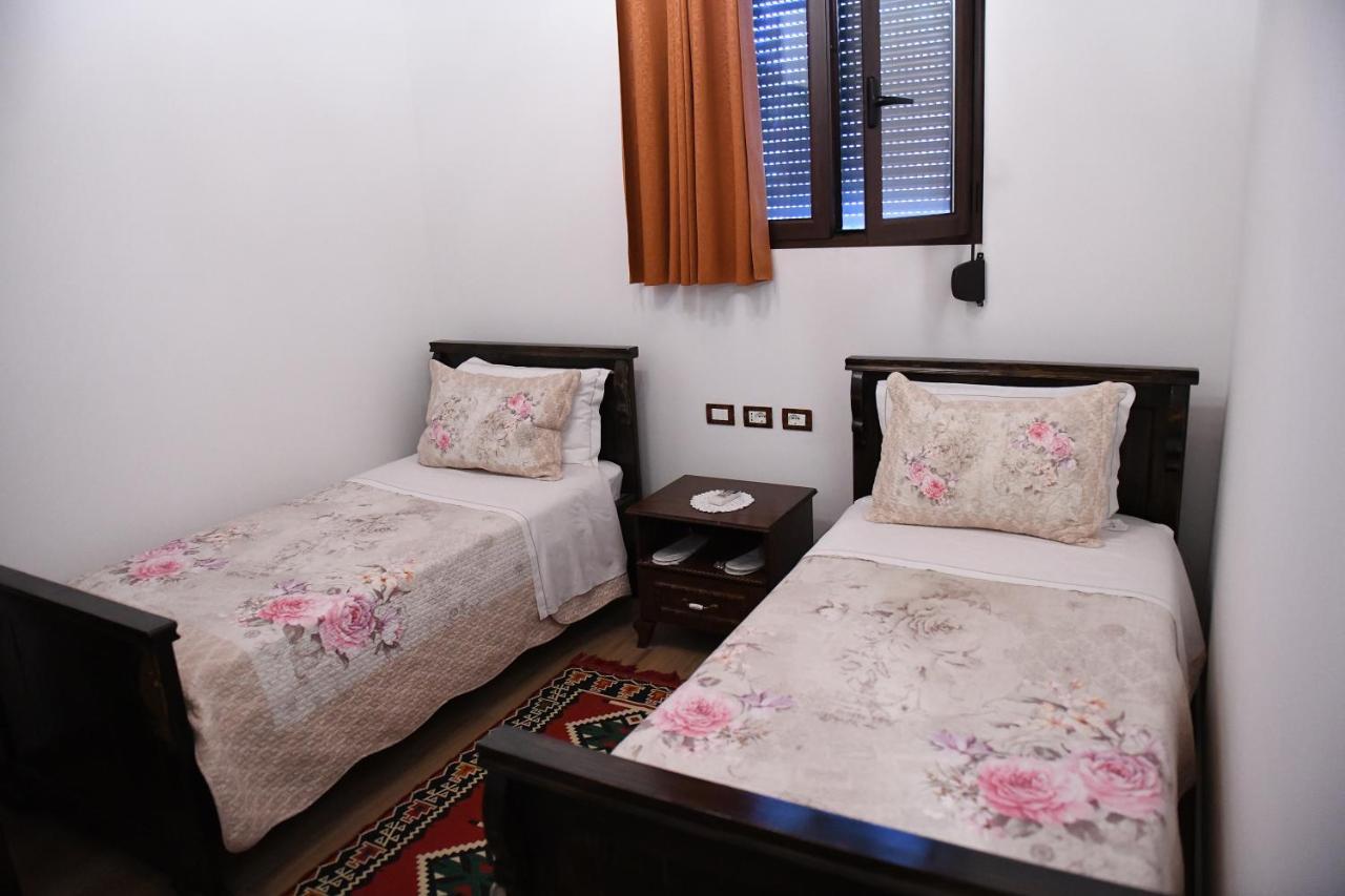 Hotel Kaceli Μπεράτ Εξωτερικό φωτογραφία