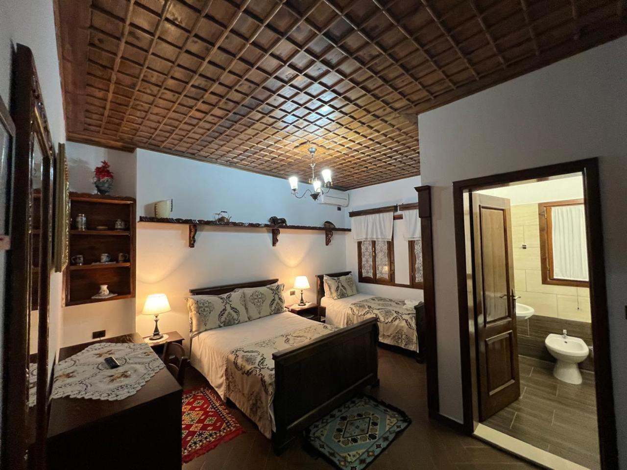 Hotel Kaceli Μπεράτ Εξωτερικό φωτογραφία