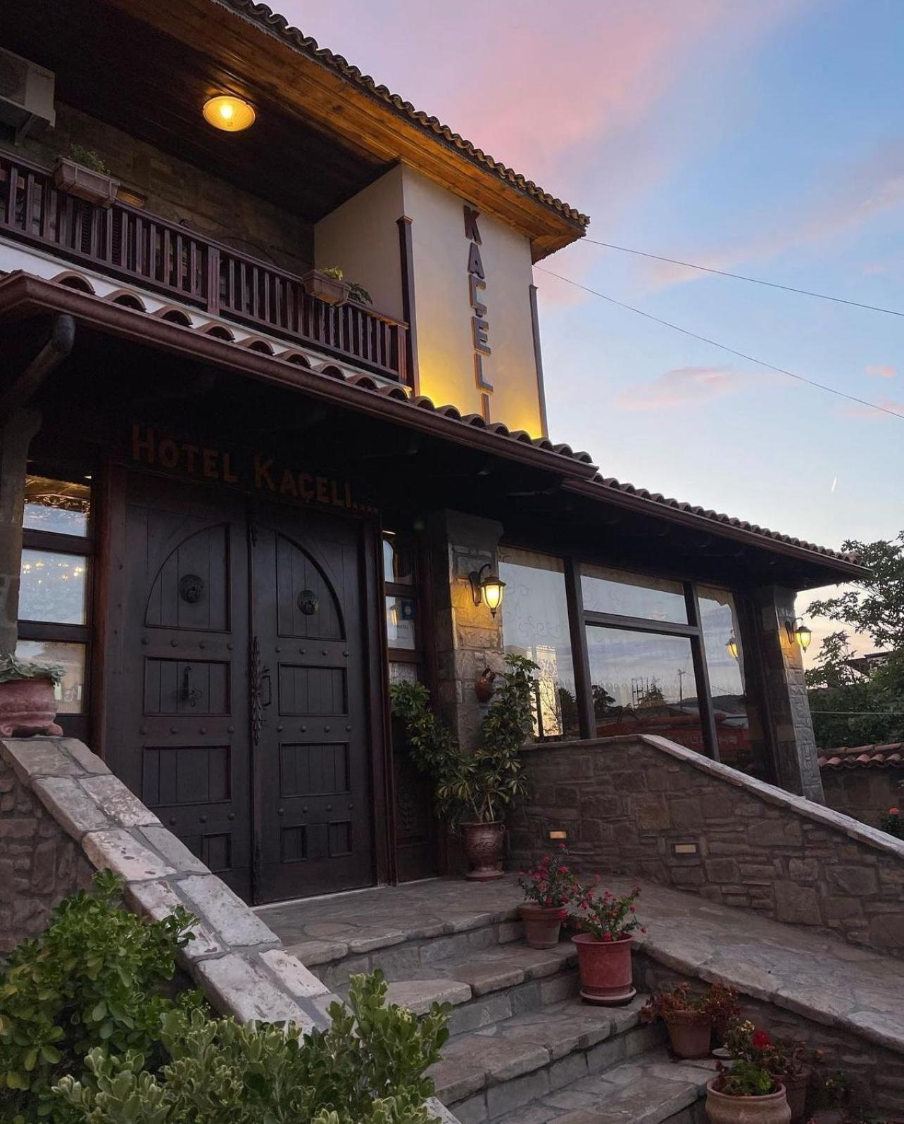 Hotel Kaceli Μπεράτ Εξωτερικό φωτογραφία