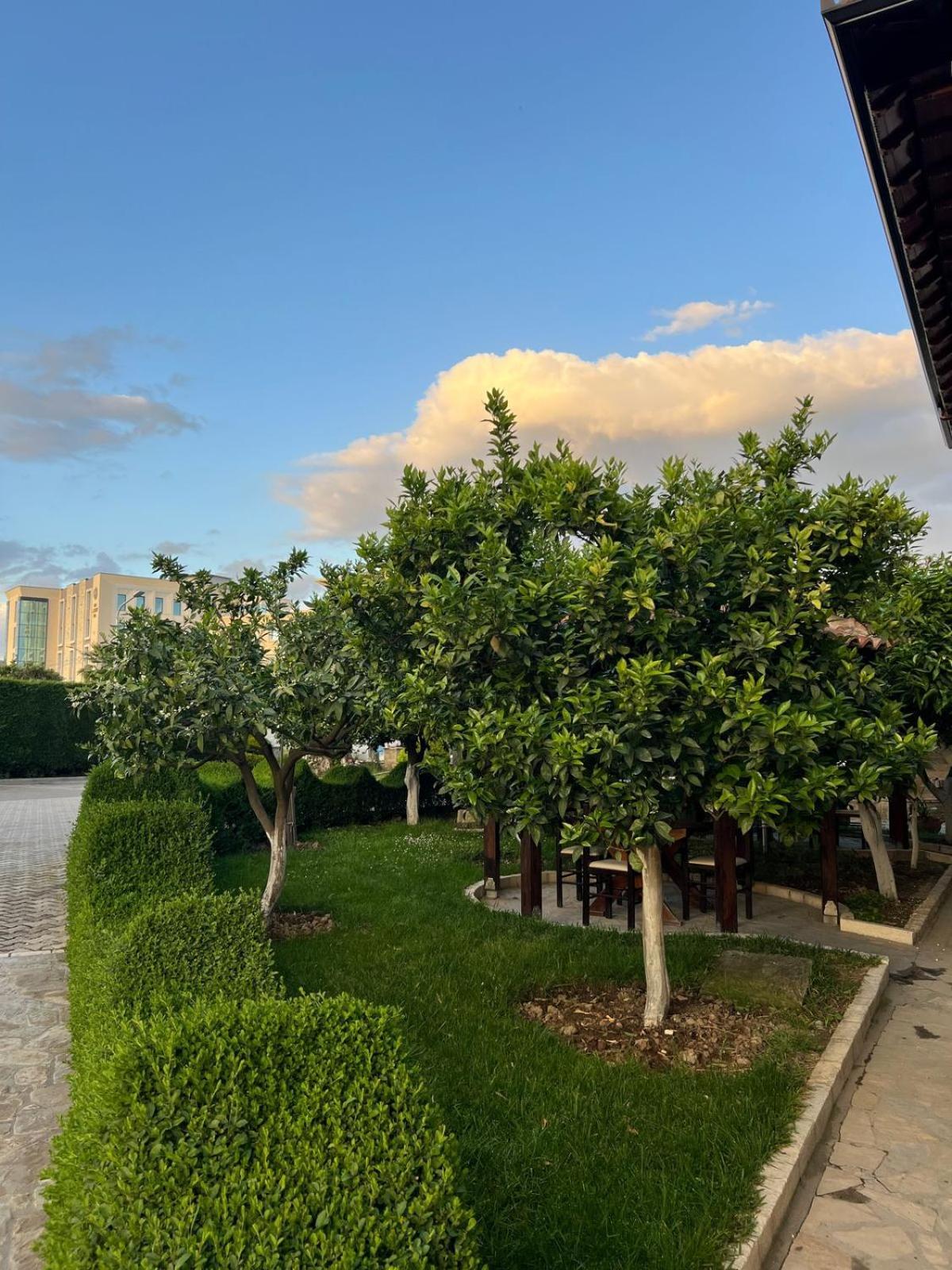 Hotel Kaceli Μπεράτ Εξωτερικό φωτογραφία